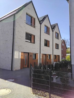 � Modernes Reiheneckhaus (KfW 40) mit Terrasse & Stellplatz in Münster-Gremmendorf