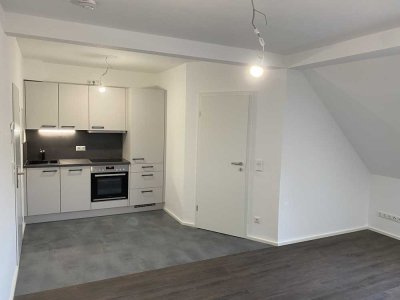 Exklusive, neuwertige 2-Zimmer-Wohnung mit EBK in Bad