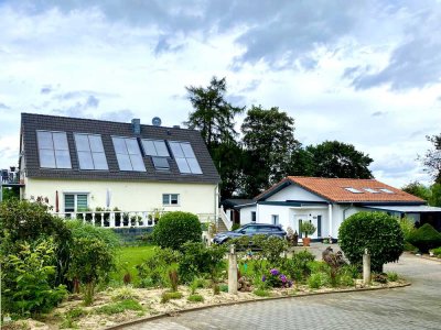 Wunderschöne 2,5-Dachgeschosswohnung mit Süd-West-Balkon in Kerpen-Sindorf