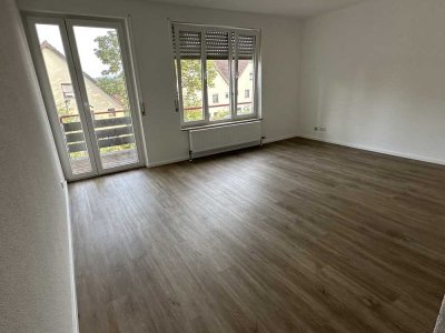 Erstbezug nach Sanierung: ansprechende 2-Zimmer-Wohnung mit Balkon in Uhingen