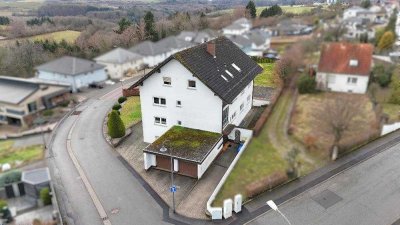 +++ Fehrbach: Attraktives, lichtdurchflutetes 4-Familienhaus mit Loggien, Südausrichtung, Panoram...