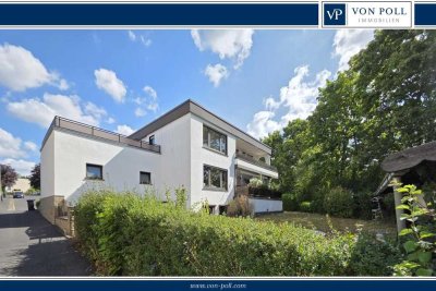 Gepflegtes Zweifamilienhaus mit Garten, Gartenhäuschen, 2 Garagen, Nähe Uniklinikum zu verkaufen