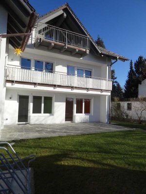 Mehr als 220 qm Privat Ost/Süd/West Garten, moderne Einbauküche und Fußbodenheizung