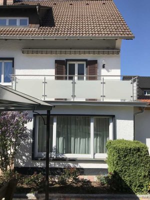 Kernsanierte topgepflegte Wohnung in 3-Familienhaus in bester Wohnlage von VS-Villingen mit Garten