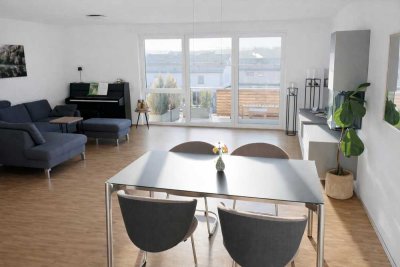 Modernes Reihenmittelhaus mit gehobener Ausstattung, großer Terrasse, Balkon und Ausblick