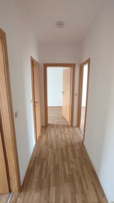 Bezugsfertig! Schöne 3-R.-WE m. Balkon in Löbau!