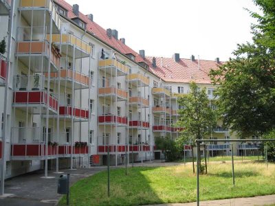 Großzügige 2- Zimmer Wohnung in zentraler Lage!