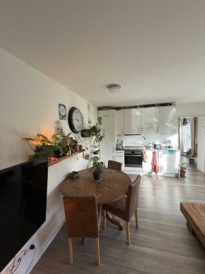 Schöne 2 Zimmer  Wohnung im Herzen von Hennef