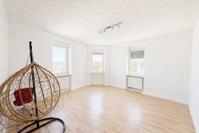 Geräumige 100 m² 4-Zimmer Wohnung in zentraler Lage von Pirmasens !