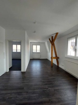 AMBIENT LIVING: 3  Zimmerwohnung in Offenbach-Bieber