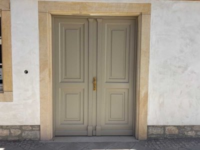 Hochwertige 2 ZKB mit Terrasse in bester Altstadtlage