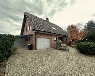 Exklusives Einfamilienhaus mit traumhaftem Garten und Garage in ruhiger Lage von Hückelhoven-Ratheim