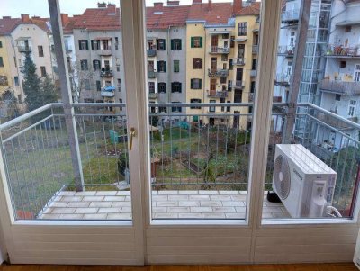 St. Leonhard: 2 ZIMMER-NEUBAU + ruhiger Süd-Balkon + Wohnküche möbliert + Lift + nähe TU-Graz!