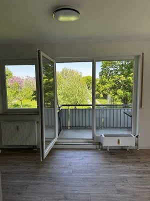 Charmante 1-Zimmer-Wohnung mit Balkon, Stellplatz und Einbauküche in Kernen