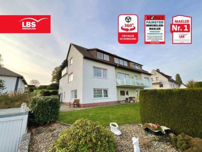 Großzügiges Zweifamilienhaus mit traumhaftem Grundstück bei Kassel