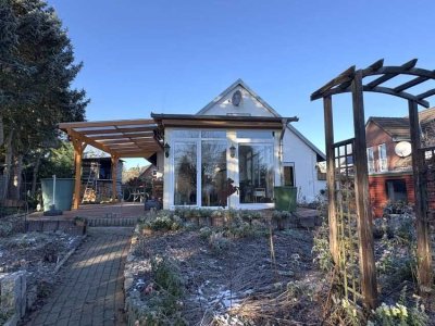 Burgdorf/ Ehlershausen: Kleines Einfamilienhaus auf einem herrlichen Grundstück