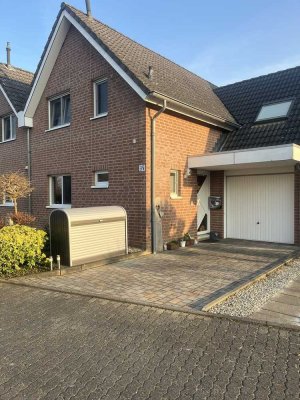 Provisionsfrei, Doppelhaushälfte mit Garage in 41812 Erkelenz-Lövenich