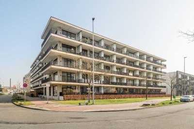 Wohnen mit Stil - Moderne 3-Zimmer Wohnung mit Parkett und Balkon