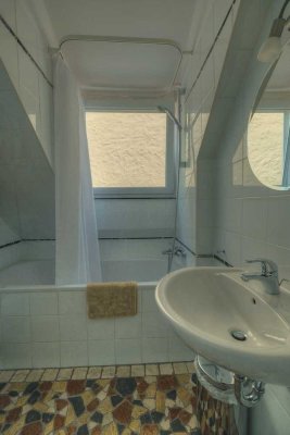 Toll möbliert komplett eingerichtete Wohnung in Haßfurt