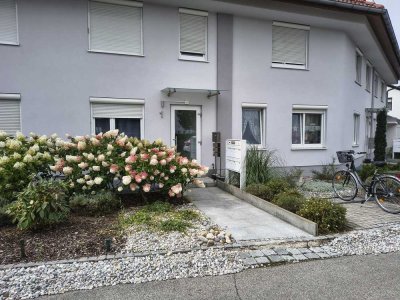 Ruhige Gartenwohnung in zentraler Lage, zum Einzug bereit, provisionsfrei