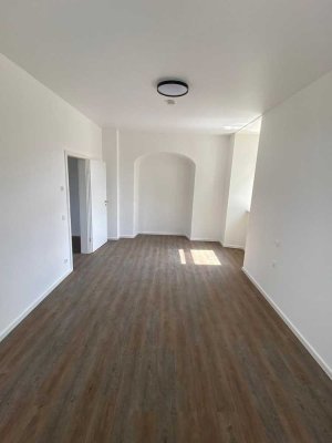 Renovierte 3-Zimmer-Erdgeschoßwohnung zu vermieten