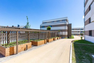 Modenre 2 Zimmer Wohnung mit Balkon und Garage