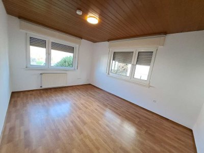 Frisch renovierte 2-Zimmer EG-Wohnung zur Miete in Gaggenau