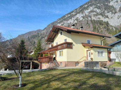 Charmantes Wohnhaus mit großem Garten und vielseitigen Nutzungsmöglichkeiten