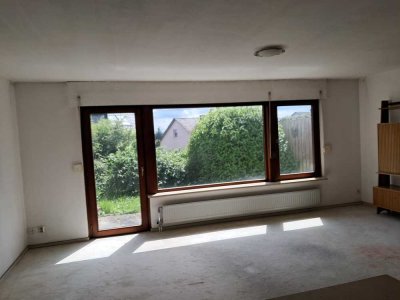 Schönes 6,5-Zimmer-Reihenmittellhaus in Estenfeld in ruhiger Lage