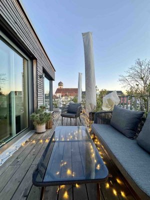 Exklusive 4 Zimmer Neubau DG Wohnung mit umlaufender Terrasse, hochwertige Ausstattung, teilmöbliert