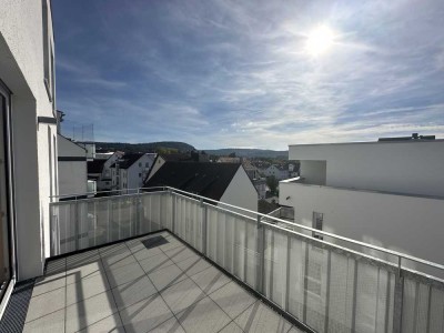 Top Lage Winnenden: Helle 3-Zimmer-Wohnung mit Stellplatz & Balkon!