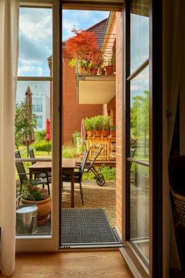 Berliner Vorstadt : 2-Zimmer-Wohnung mit großer Hofterrasse, Balkon & Perspektive zur Eigennutzung