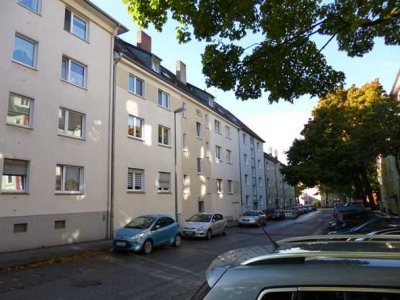 schöne Wohnung im Dachgeschoss mit Balkon =VIDEO=
