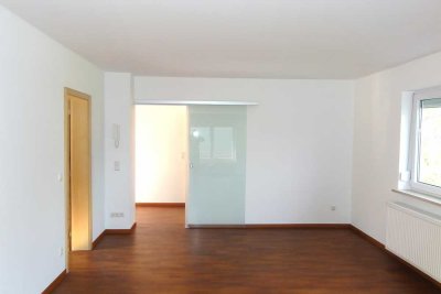 2-Zimmer-Wohnung in Donaustauf mit Balkon, Stellplatz & Energieklasse B