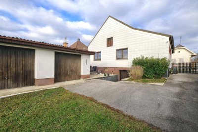 Gepflegtes Einfamilienhaus mit schönem Garten im Blaufränkischland - 2 Garagen, voll unterkellert- Zugverbindung Richtung Wien!