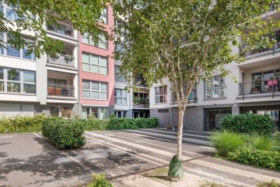 Exklusive, voll möblierte Terrassenwohnung, Fußbodenheizung und elektrischen Außenrollos