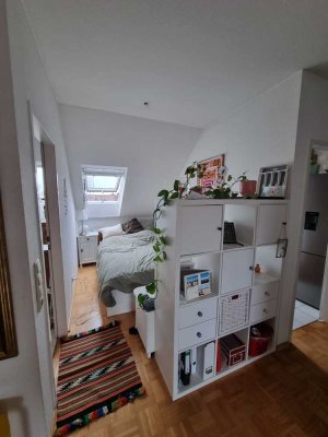 Gemütliche Wohnung zur Zwischenmiete im JULI - möbliert