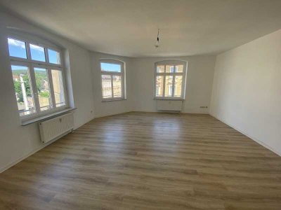 Traumhaft schöne 3 Raum-Wohnung mit EBK - JETZT ZUSCHLAGEN !