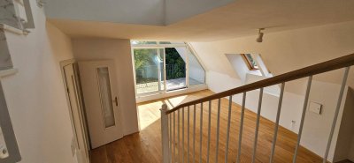 Von Privat: Traumhafte 4-Zimmer-Maisonette mit Terrasse in Grinzing mit Tiefgarage