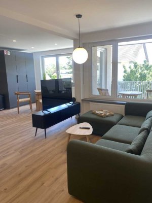 Erstbezug nach Sanierung mit Balkon und EBK: Stilvolle 1,5-Raum-Wohnung mit geh. Innenausstattung