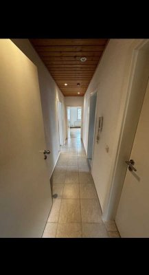 Großzügige 4-Zimmer-Altbauwohnung mit modernen Komfort