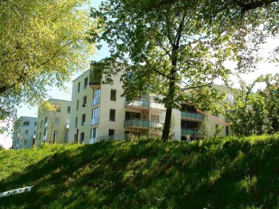 Moderne 2,5-Zimmer Wohnung im 2. OG mit Tiefgarage in Regensburg-Innenstadt