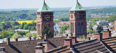 Schöne Eigentumswohnung mitten in der Stadt mit gigantischem Fernblick