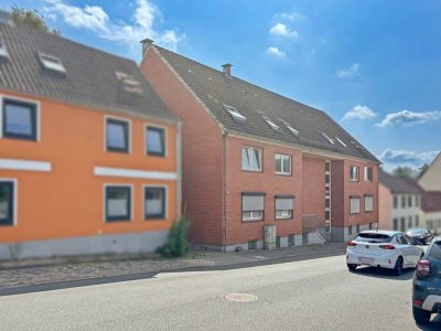 3-Zimmer-City-Wohnung im Hochparterre mit Balkon und Garage in Flensburg