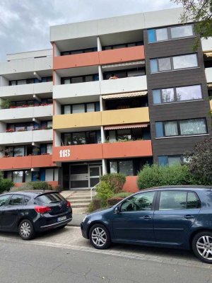 Helle 1,5-Zimmer-Wohnung mit Balkon und EBK in Ludwigshafen am Rhein