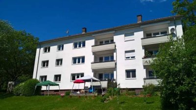 3-ZKB-Eigentumswohnung, modernisiert mit Gartenanteil und eigener Garage