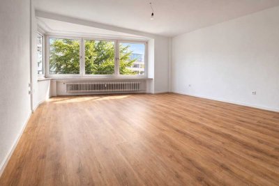 -I| RENOVIERT & LEER || Tolle 3-Zi-Whg mit Balkon || DÜSSELTALER HEIM |I-