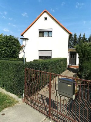gemütliches Einfamilienhaus  in ruhiger Lage zwischen Bernstadt und Kemnitz mit 1210 qm Grundstück