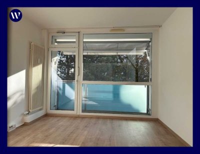 Im Herzen von Dresden: 1-Zi.-Apartment + Balkon, Duschbad, Aufzug - kurze Wege zur Uni