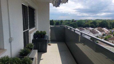 HATTERSHEIM: TOP gepflegte und helle 2 ZW mit RIESEN-Sonnenbalkon - mit EBK